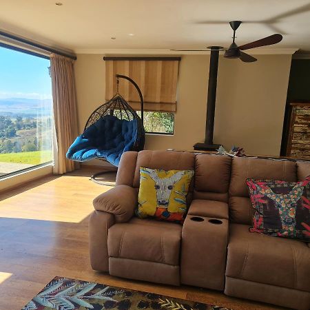 Luxury Home With Breathtaking Views Of Champagne Valley Bergview Dış mekan fotoğraf