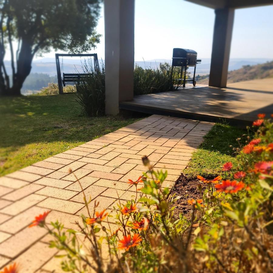 Luxury Home With Breathtaking Views Of Champagne Valley Bergview Dış mekan fotoğraf
